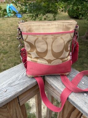 Coach Beige Signature Canvas Crossbody with Pink and patent leather accents